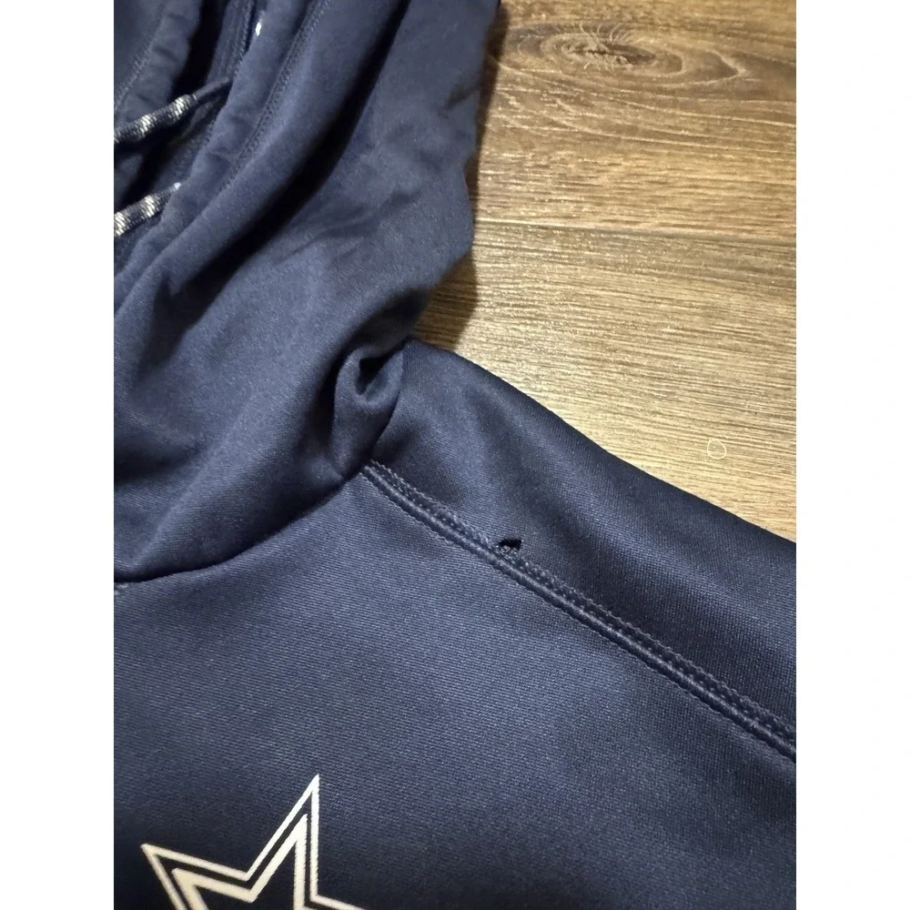 Men's Size Medium Nike Therma-Fit NFL Dallas Cowboys Hoodie Sweatshirt Blue Used